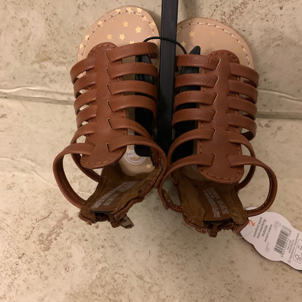 Cognac Infant girls gladiator sandals size 2